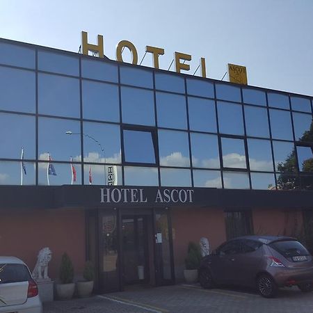 Hotel Ascot بيناسكو المظهر الخارجي الصورة